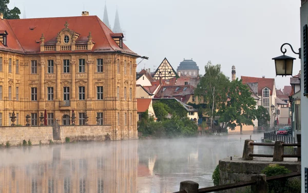 Regnitz mit Wasserschloss Concordia - Bamberg Steigerwald, Foto: BambergHub, Lizenz: FrankenTourismus