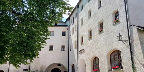 Burghof Burg Tittmoning, Foto: Stadt Tittmoning