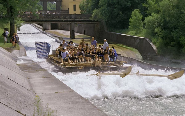 Flossrutsche Isar Mühlthal, Foto: Josef Wildgruber, Lizenz: München Tourismus