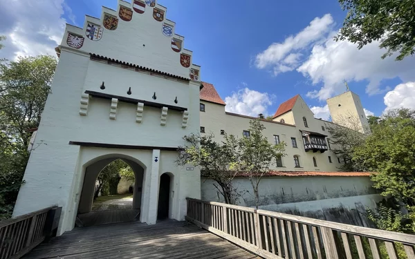 Turm der Burg Grünwald, Foto: Florian Weindl