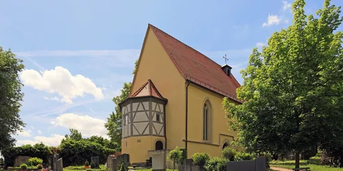 Die Kreuzkapelle Obernbreit, Foto: Uwe Miethe, Lizenz: DB