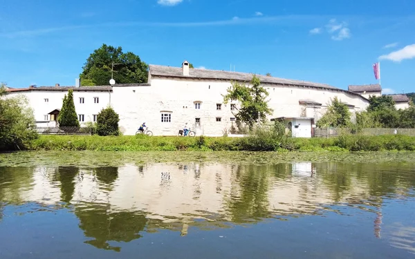 Altmühlzentrum Aussenansicht Altmühl, Foto: Tourismusverein Dollnstein - Völkl