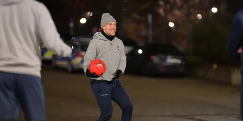 Leon Huettl beim Fußballspielen