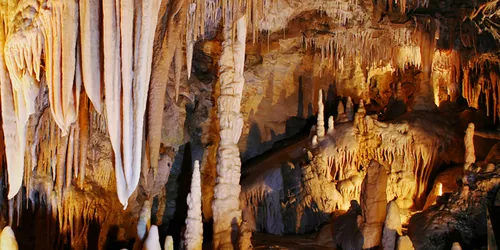 Tropfsteine in der Maximiliansgrotte