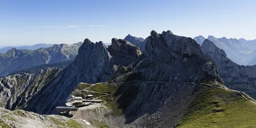 Mit der Karwendelbahn ab Mittenwald in luftige Höhen